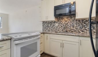 350 Aoloa St B240, Kailua, HI 96734