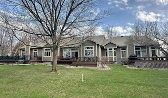 203 Emerald Meadows Dr, Arnolds Park, IA 51331
