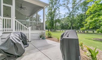 7878 Gull Bay Dr, Awendaw, SC 29429