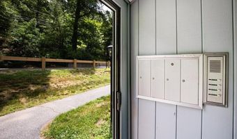 376 Great Rd 15, Acton, MA 01720