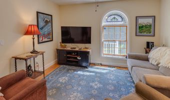 105 Loft Cir, Campton, NH 03223