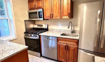 6727 W WAKEFIELD Dr #J, Alexandria, VA 22307