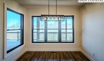 5141 Andy Hicks Rd, Banner Elk, NC 28604