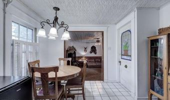 1418 Cleveland Ave, Baxter Springs, KS 66713