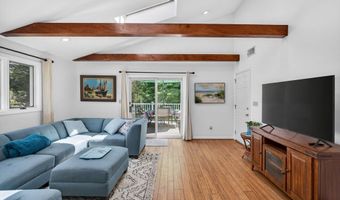 15 Lovejoy Rd, Andover, MA 01810