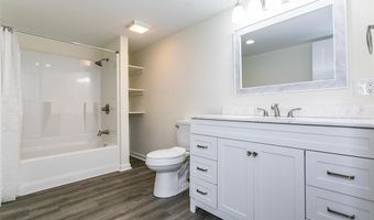 905 Northdale Dr, Alton, IL 62002