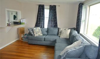 4 Eden Park Dr, Cranston, RI 02910