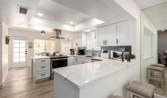 26414 S LAKEMONT Dr, Sun Lakes, AZ 85248