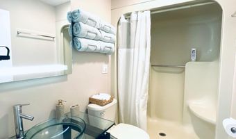 157 MAIN St, Gouldsboro, PA 18424