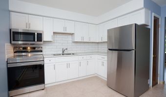 35 McAlpin St 6, Albany, NY 12209