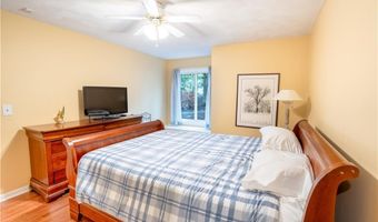 7 Wake Robin Rd 407, Lincoln, RI 02865