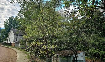 444 E 8th St, Baxter Springs, KS 66713