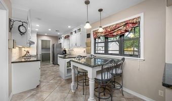 4700 Clearview Dr, Bartlesville, OK 74006