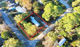 280 24th Ave, Apalachicola, FL 32320