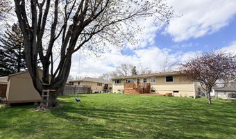 816 NE 18th Ave, Aberdeen, SD 57401