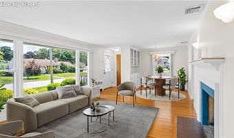 67 Vancouver Ave, Warwick, RI 02886