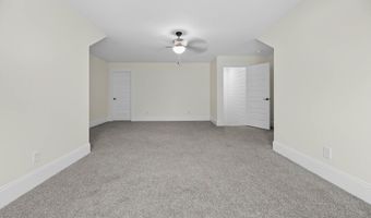 88 Pierce Rd, Albertville, AL 35951