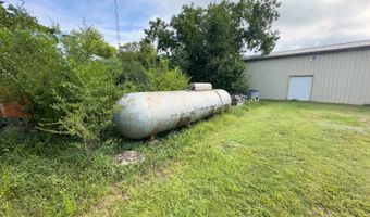 518 3rd Ave, Alton, KS 67623