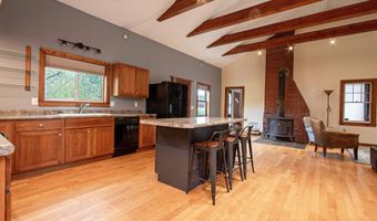 217 Bolton Rd, Cabot, VT 05647