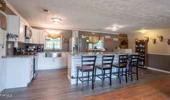 19201 Moulin St, Abingdon, VA 24210