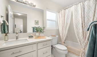 98-2033 Pahiolo St, Aiea, HI 96701