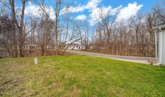 701 Missouri River Dr, Adrian, MI 49221