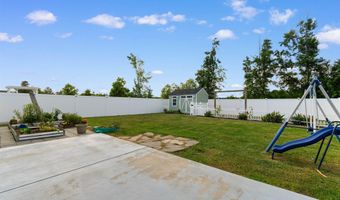 628 Woodland Farms Cir, Aynor, SC 29511