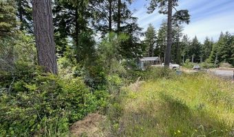 12 Th Ct, Bandon, OR 97411