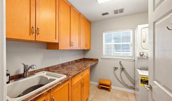 746 COUNTRY Ln, Orlando, FL 32804