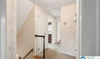 2892 Edgemont Dr, Allentown, PA 18103