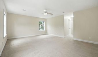2134 S LOWELL St, Arlington, VA 22204