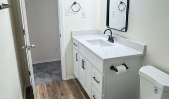 1409 W Cannon Ave, Artesia, NM 88210