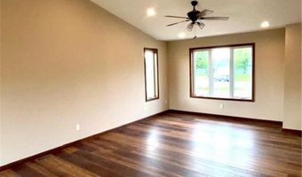905 24th Ave NW, Austin, MN 55912