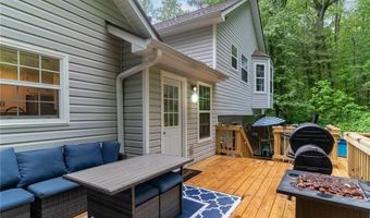 204 Queensbury Ct, Acworth, GA 30102