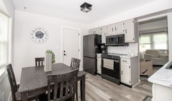 215 Penrose Dr, Kendallville, IN 46755