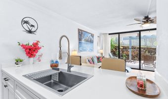 75-5888 ALII Dr B2, Kailua Kona, HI 96740