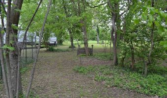 360 S Second St, Albion, IL 62806