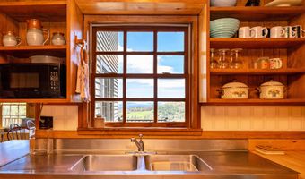 57 Darling Ln, Barnet, VT 05821