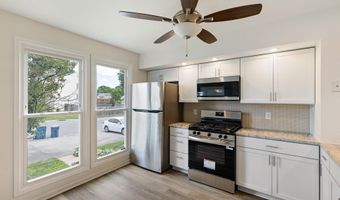 641 CORSICA Ave, Bear, DE 19701