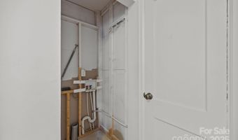 175 Chatham Rd, Asheville, NC 28804