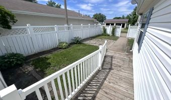 117 W Wapello St, Agency, IA 52530
