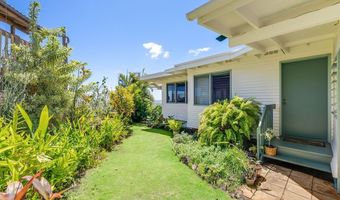3746 Pukalani Pl, Honolulu, HI 96816
