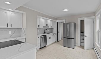 9 Lookout Ave, North Providence, RI 02911