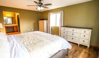 1524 N Harrison St, Aberdeen, SD 57401