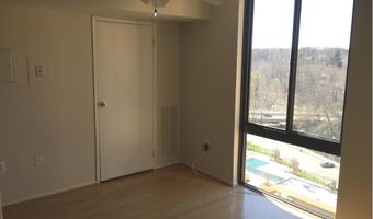 4500 FOUR MILE RUN Dr 918, Arlington, VA 22204