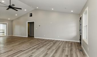 1724 28th St, Bedford, IN 47421