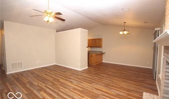556 Hollowood Ln, Avon, IN 46123