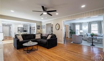 105 Moss Side Dr, Athens, GA 30607