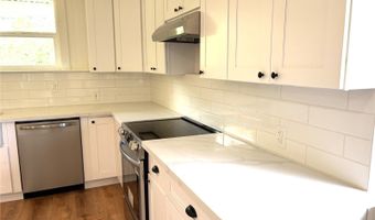 1360 Kaumana Dr, Hilo, HI 96720