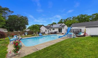 26 Pershing Ave, Acushnet, MA 02743